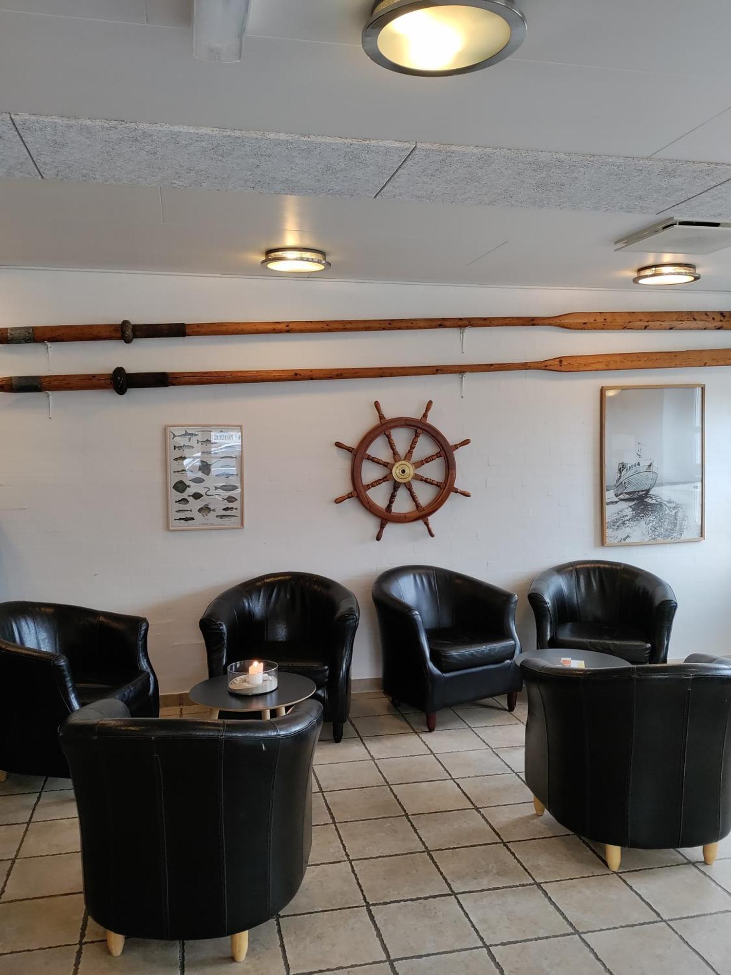 Ronnes Hotel Fjerritslev エクステリア 写真